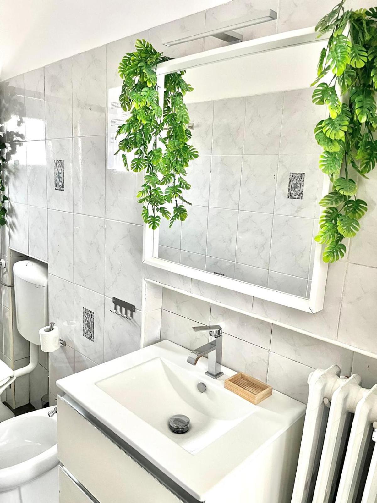 Skyscraper 11 Apartment Чинизело Балсамо Екстериор снимка